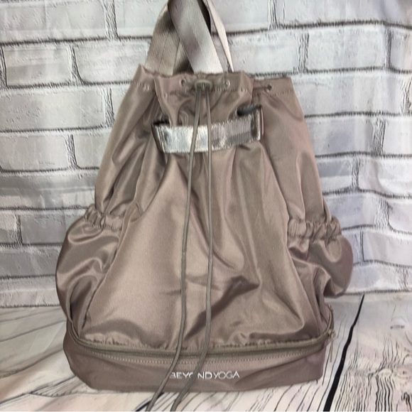 Beyond Yoga Convertible Gym Bag Backpack main image 13